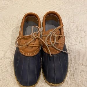 L.L.Bean classic clog weather proof show size 8